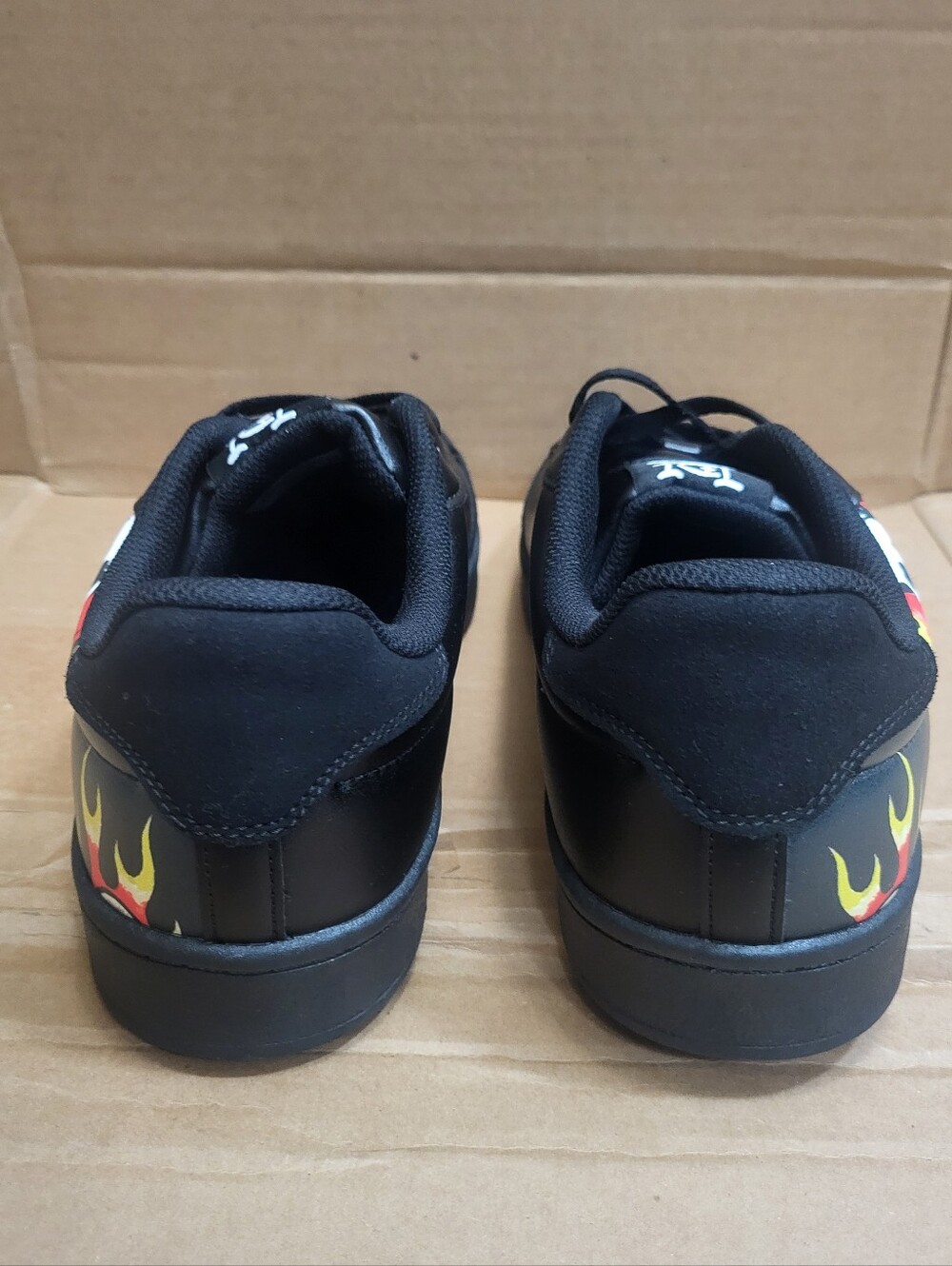 ED Hardy Skull Flame Tattoo Graphic Black Sneakers Men Size 12 NEW - Picture 8 of 12
